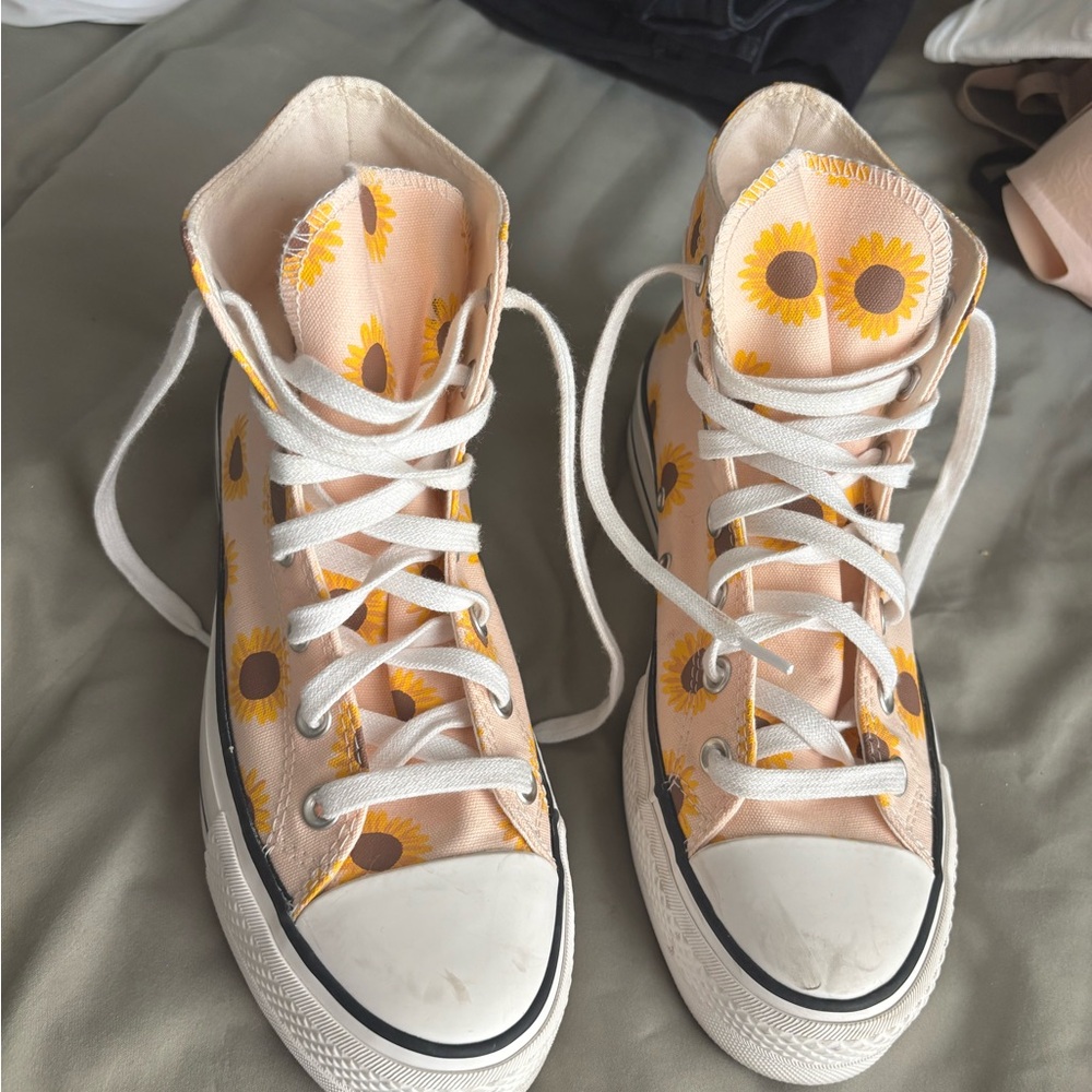 Converse Sunflower Print High-Top Sneakers
